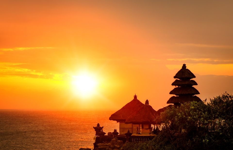 Uluwatu Temple Tour in Bali