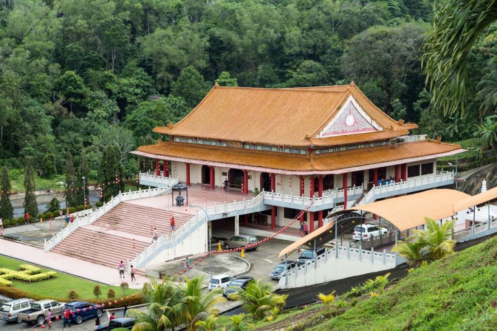 Puu Jih Shih Buddhist Temple